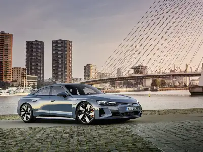 Türkiye'de Satılan Audi Otomobil Modelleri: 32 Audi Marka Araba 15