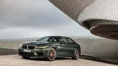 BMW M Serisi Modelleri: M Paket 26 BMW Araç 10