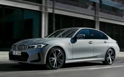 BMW 320i