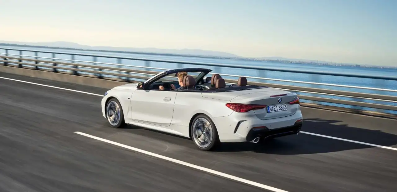 BMW 4 Serisi Cabrio Otomobiller: BMW 4 Kasa Üstü Açık 3 Araba