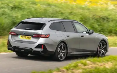 BMW i5 xDrive40 Touring