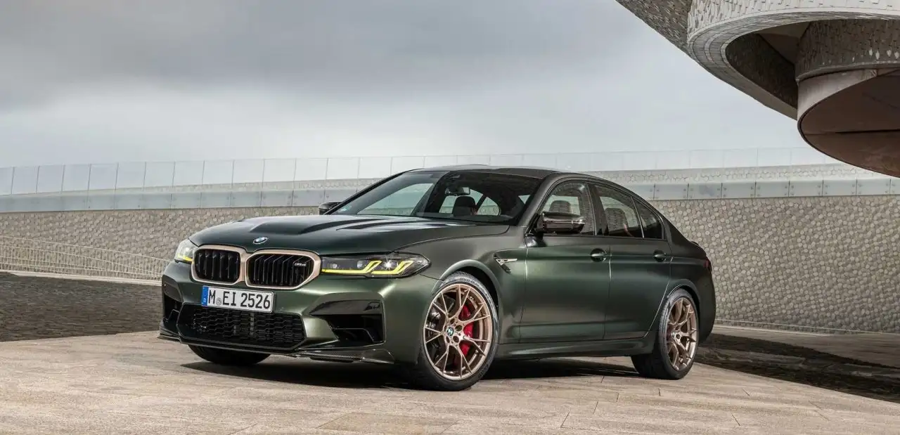 BMW M5 CS