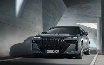 BMW M760e xDrive