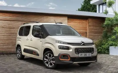 En İyi Hafif Ticari Araçlar: En İyi 12 Minivan Modeli
