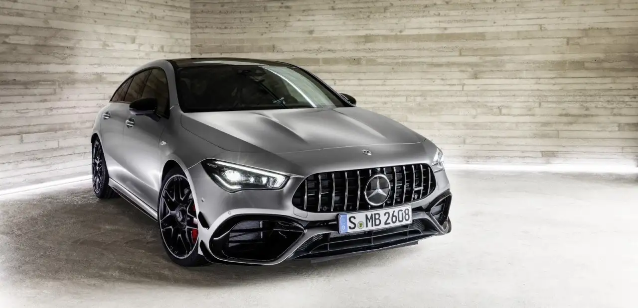 Mercedes CLA Serisi Otomobiller: Mercedes CLA Kasa 3 Araba