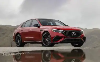 Mercedes-AMG E 53 Hybrid 4MATIC+