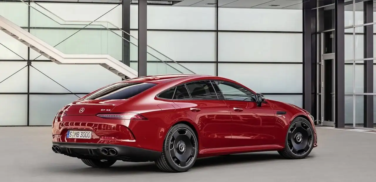 Mercedes-AMG GT 43 4MATIC+