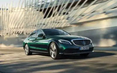 En İyi D Segment Otomobiller: En İyi 17 D Segment Araba