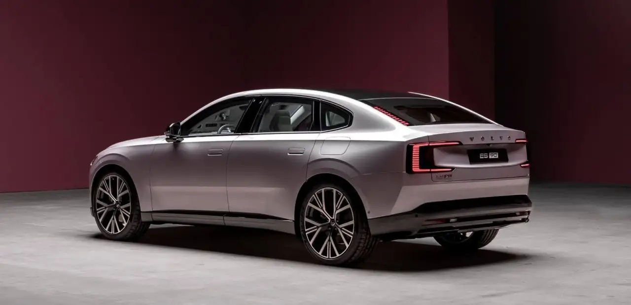 Volvo ES90